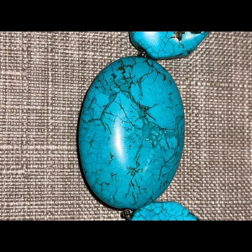 Turquoise Necklace - Picture 3 of 9